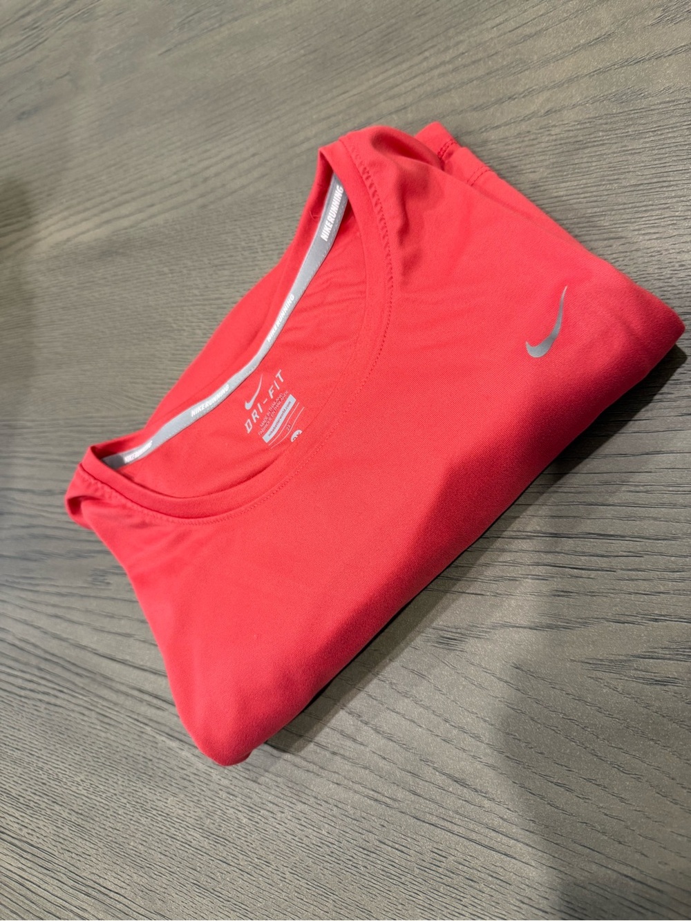 Nike Dri-FIT Miler Women’s Performance Shirt -Size 2X